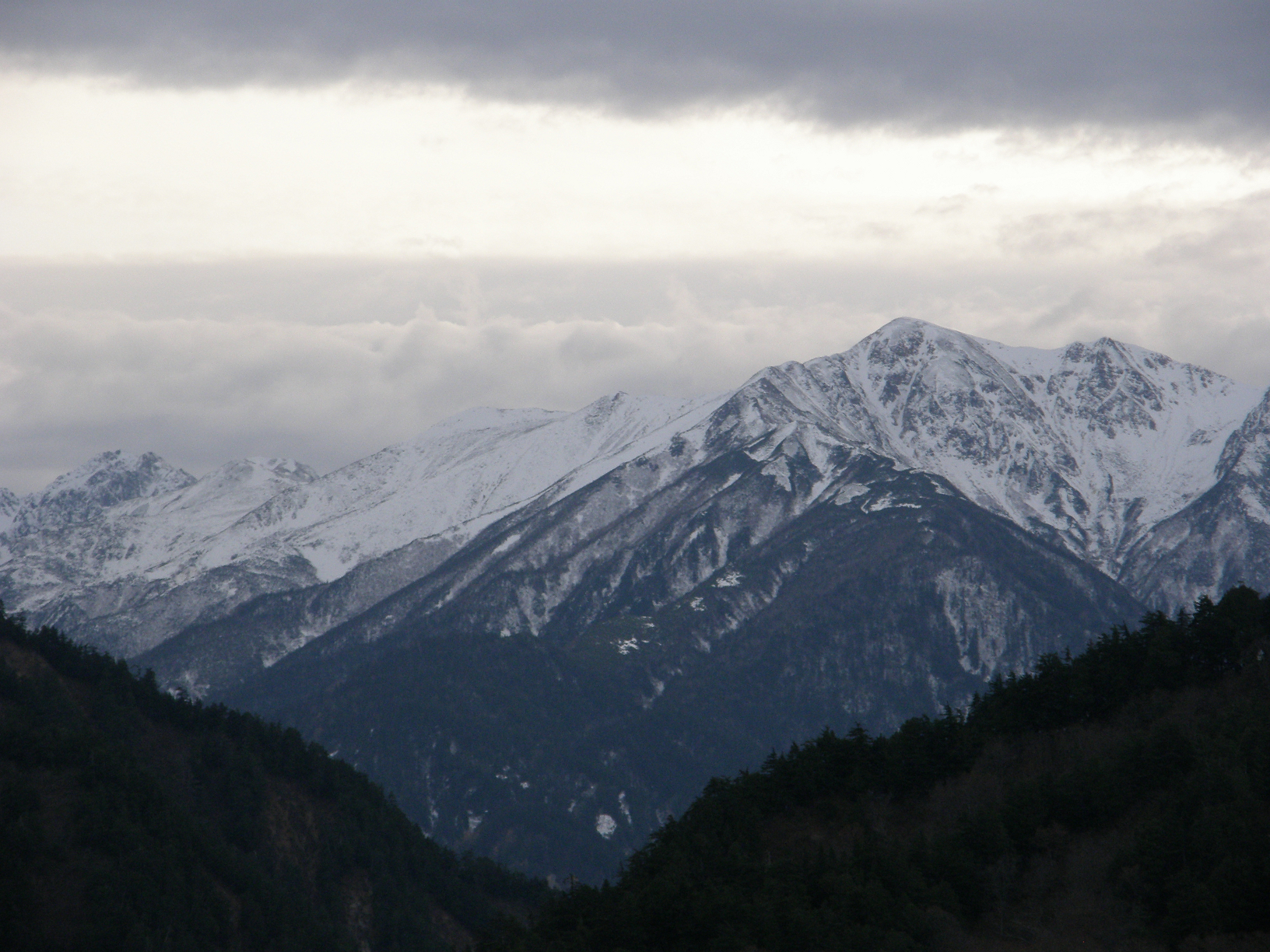 PB062586.jpg
