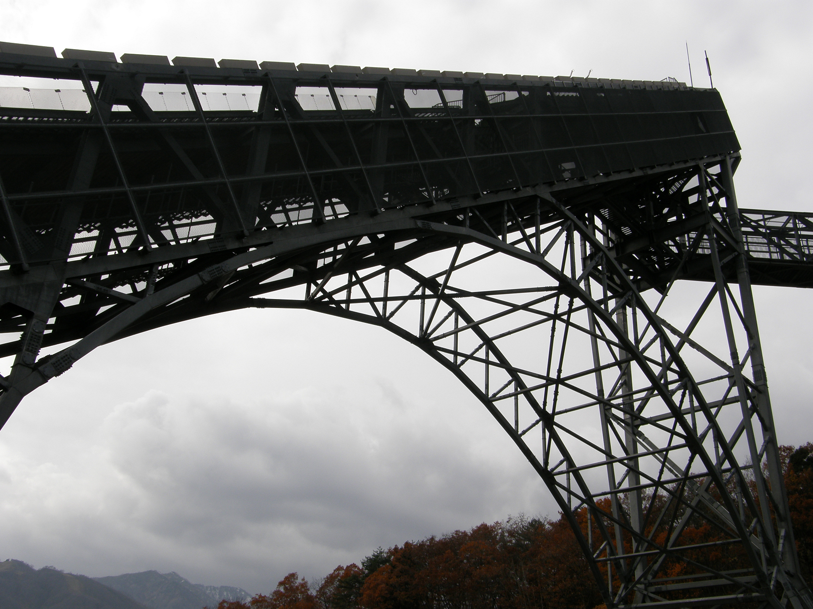 PB072692.jpg
