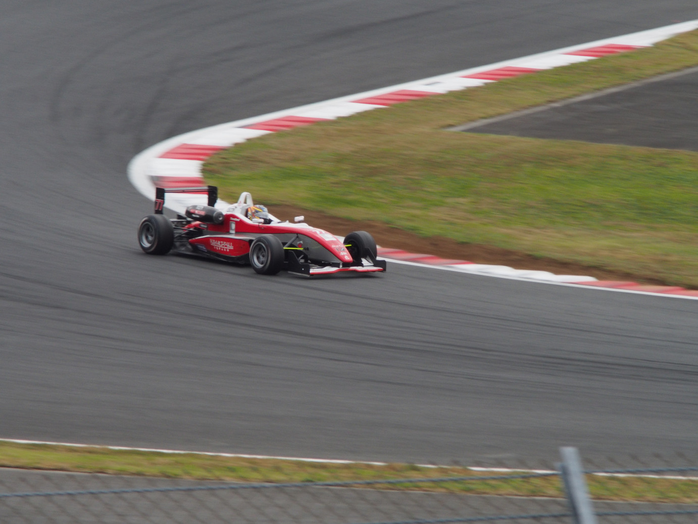 PA13024.jpg