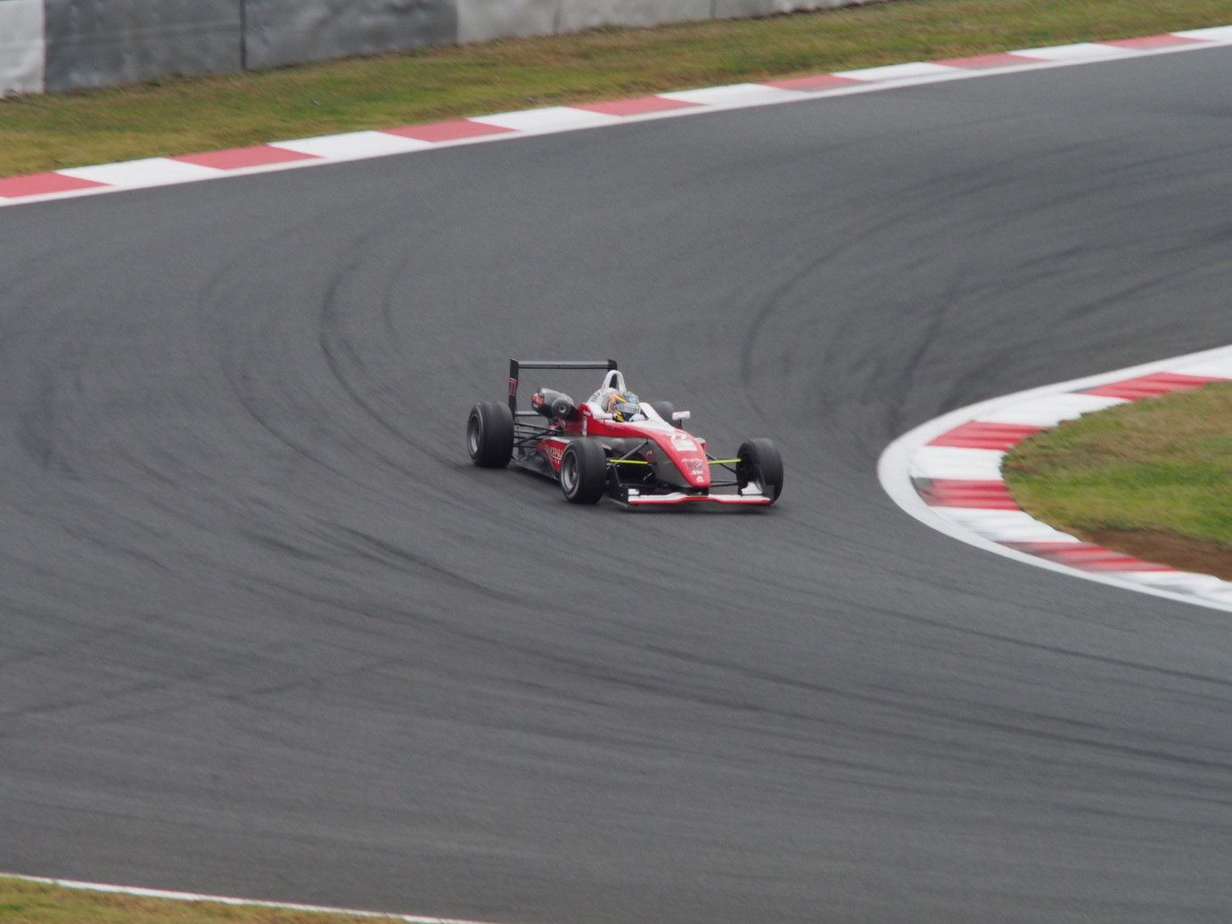 PA13025.jpg