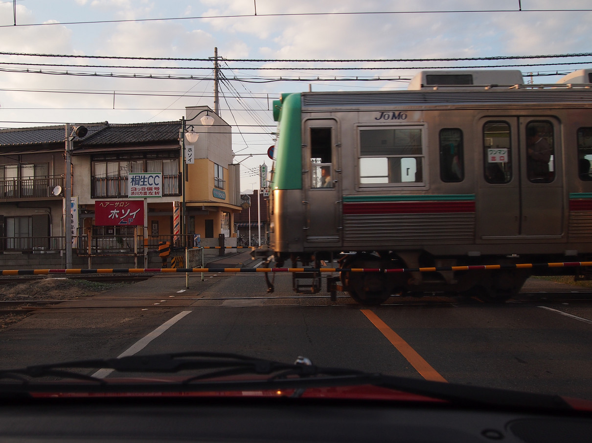 PAE203044.jpg