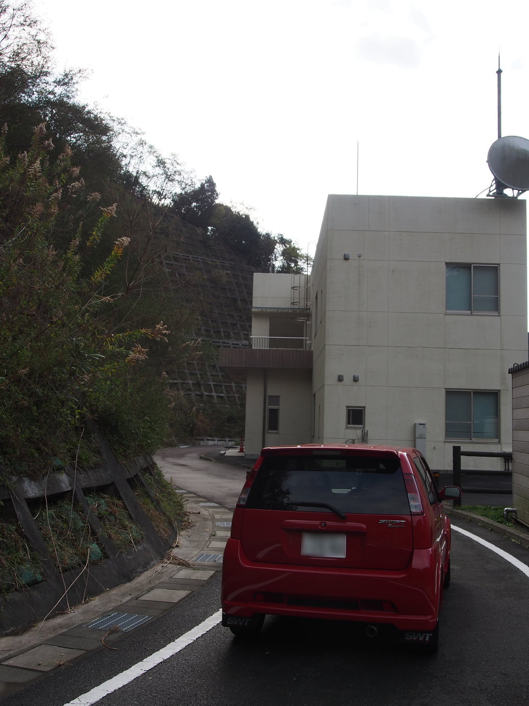 PC080401.jpg