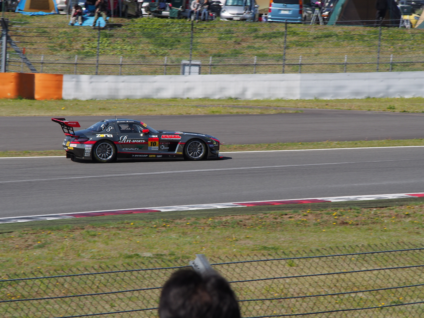 P428020.jpg