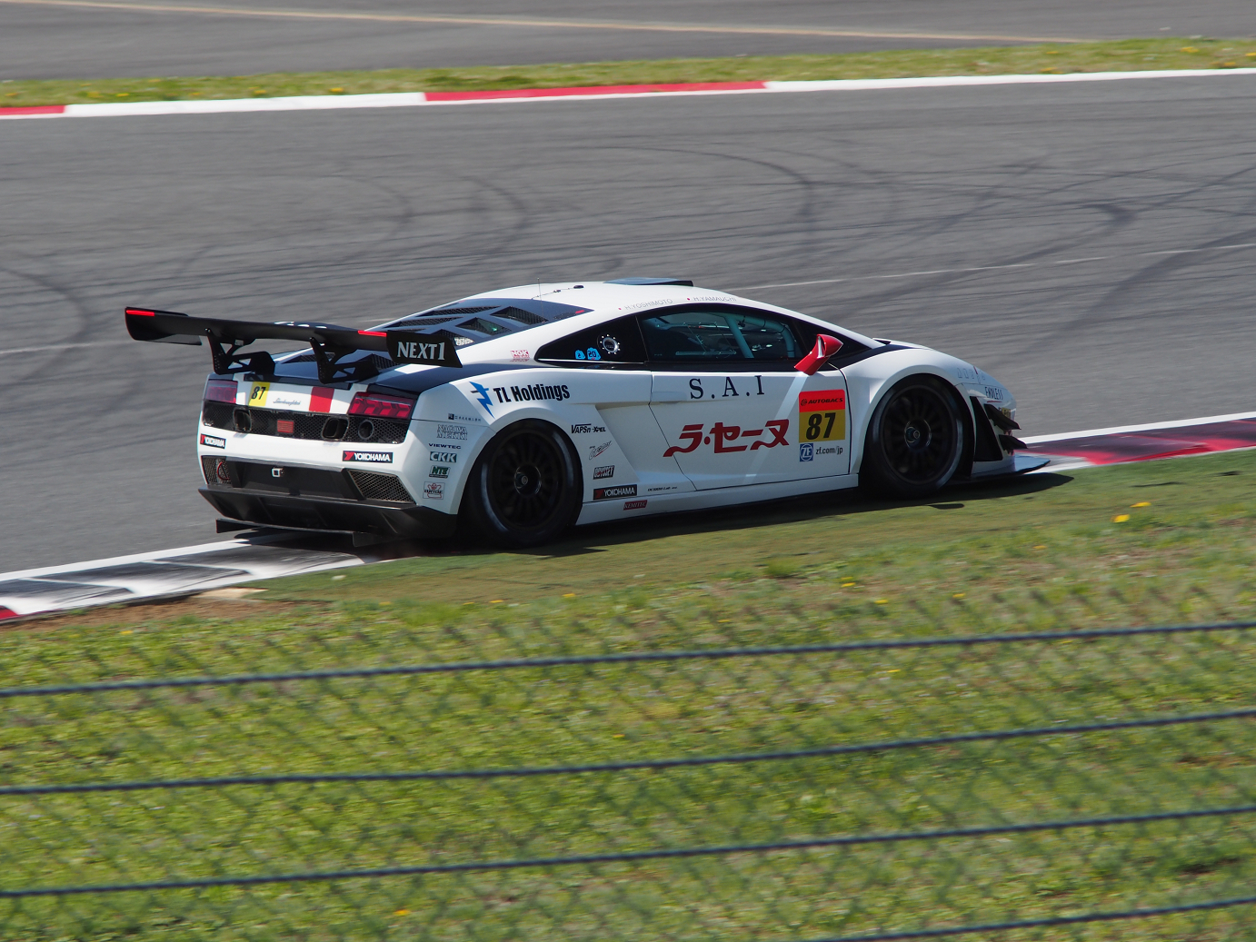 P428043.jpg