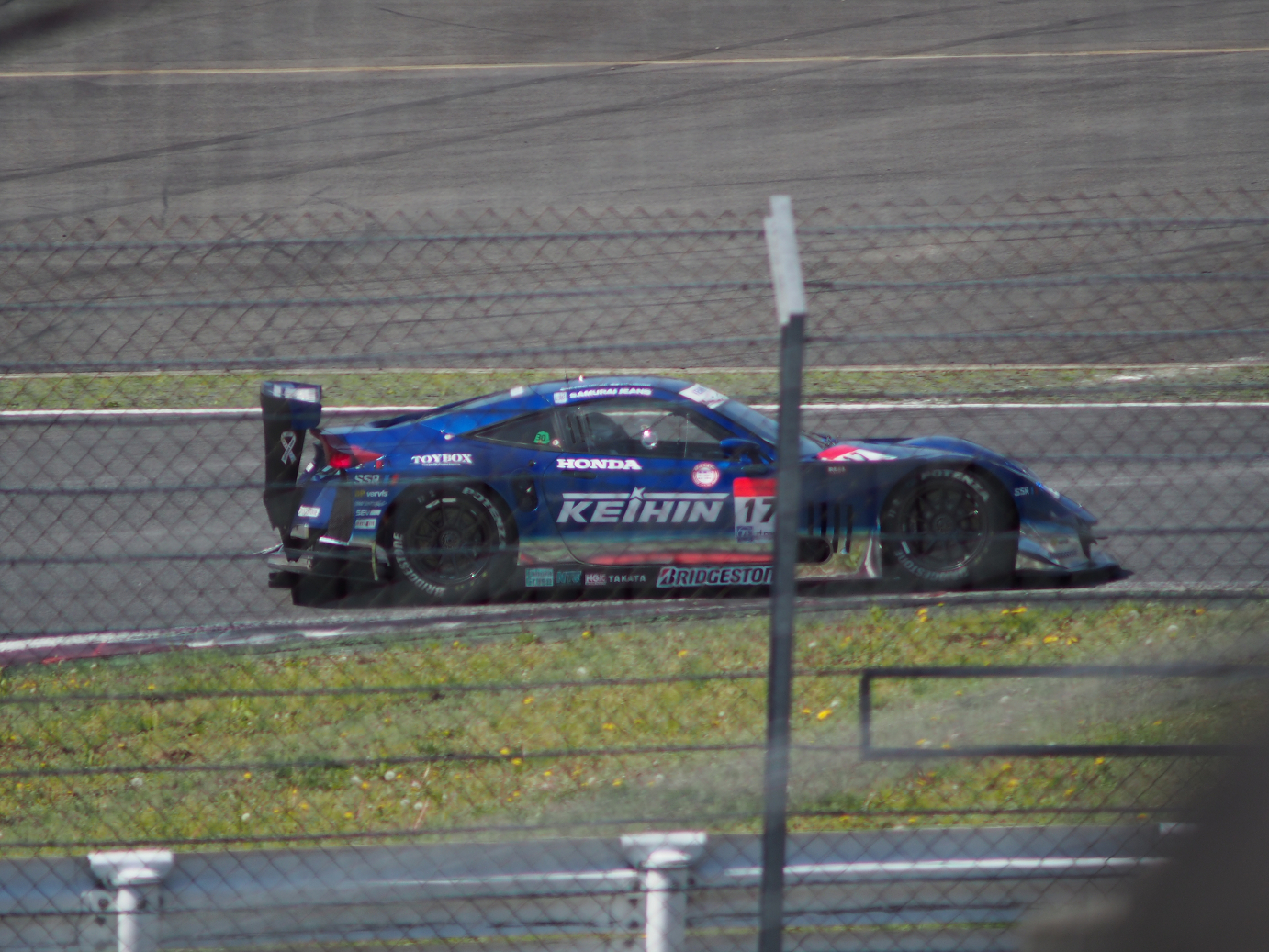 P428111.jpg