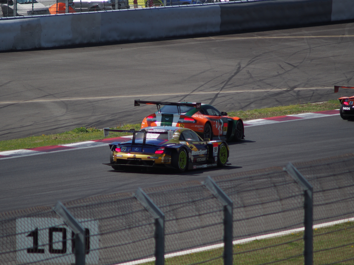 P428121.jpg