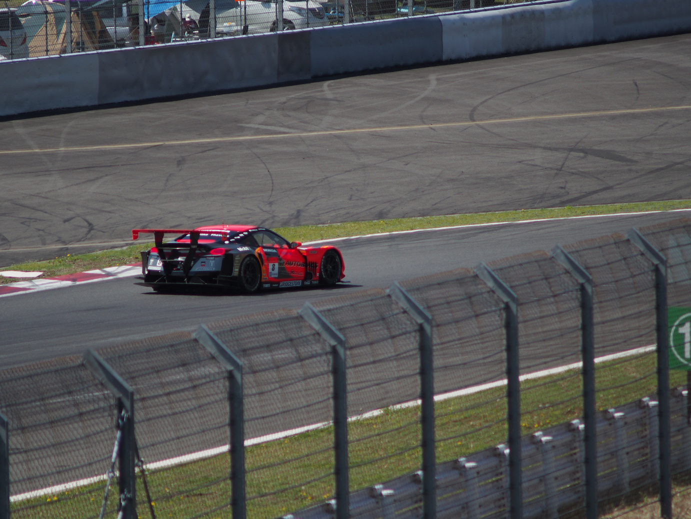 P428124.jpg