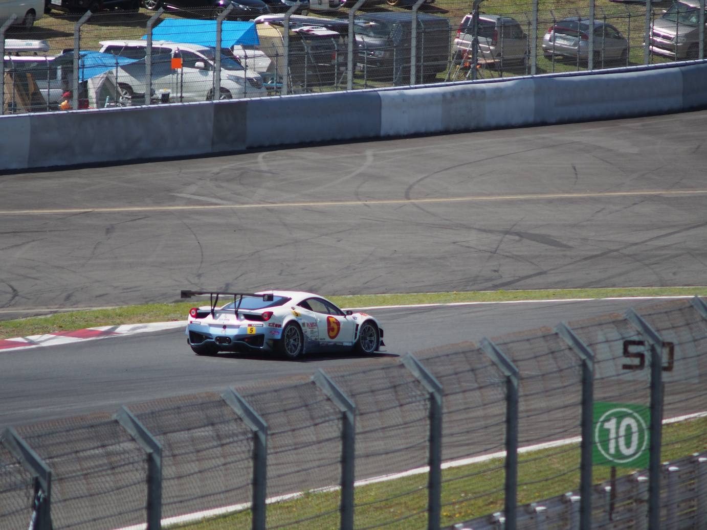 P428130.jpg