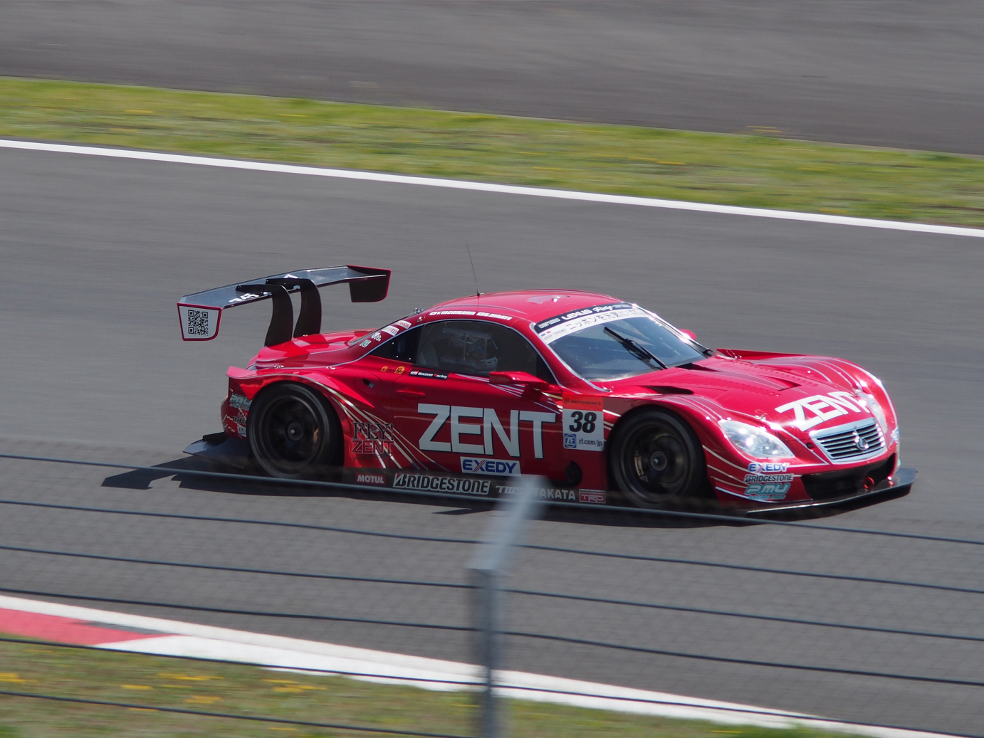 P428204.jpg