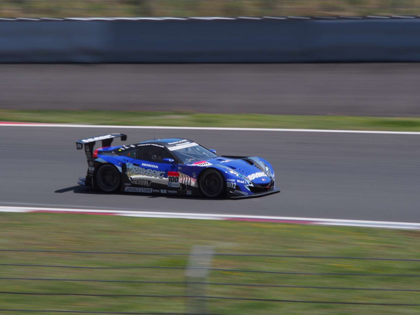 P428216.jpg