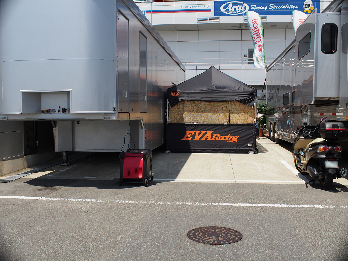 P428313.jpg
