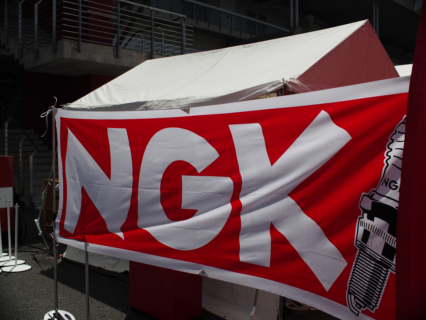 P428317.jpg