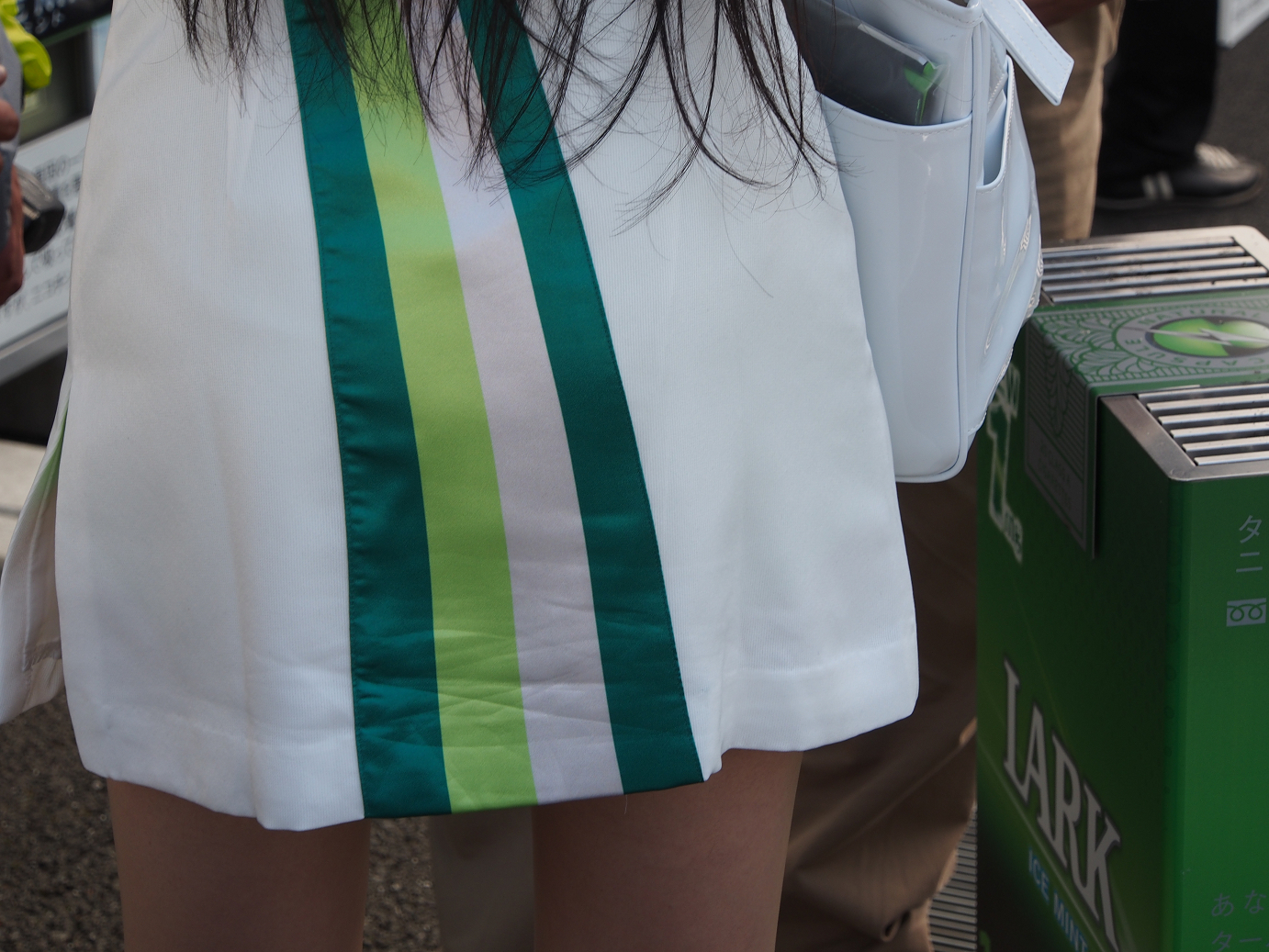 P428556.jpg