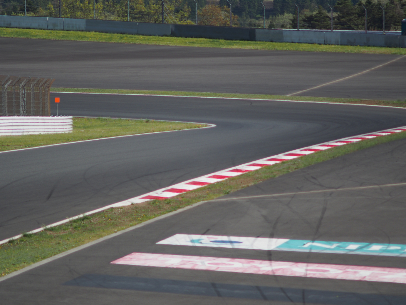 P428563.jpg