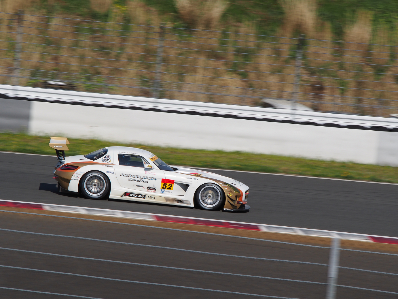 P428569.jpg