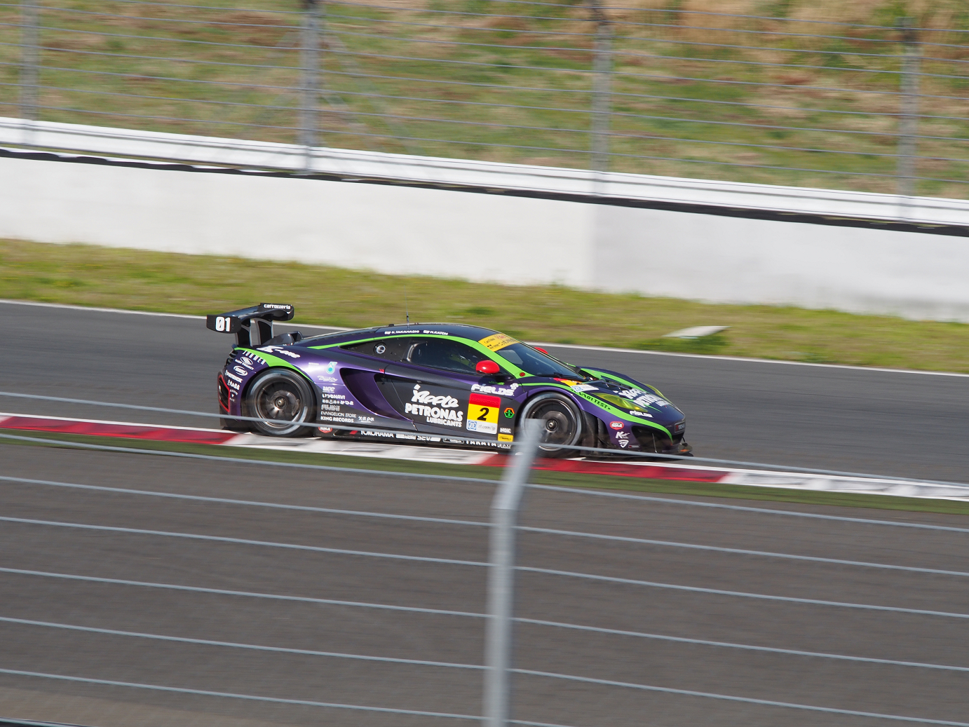 P428590.jpg