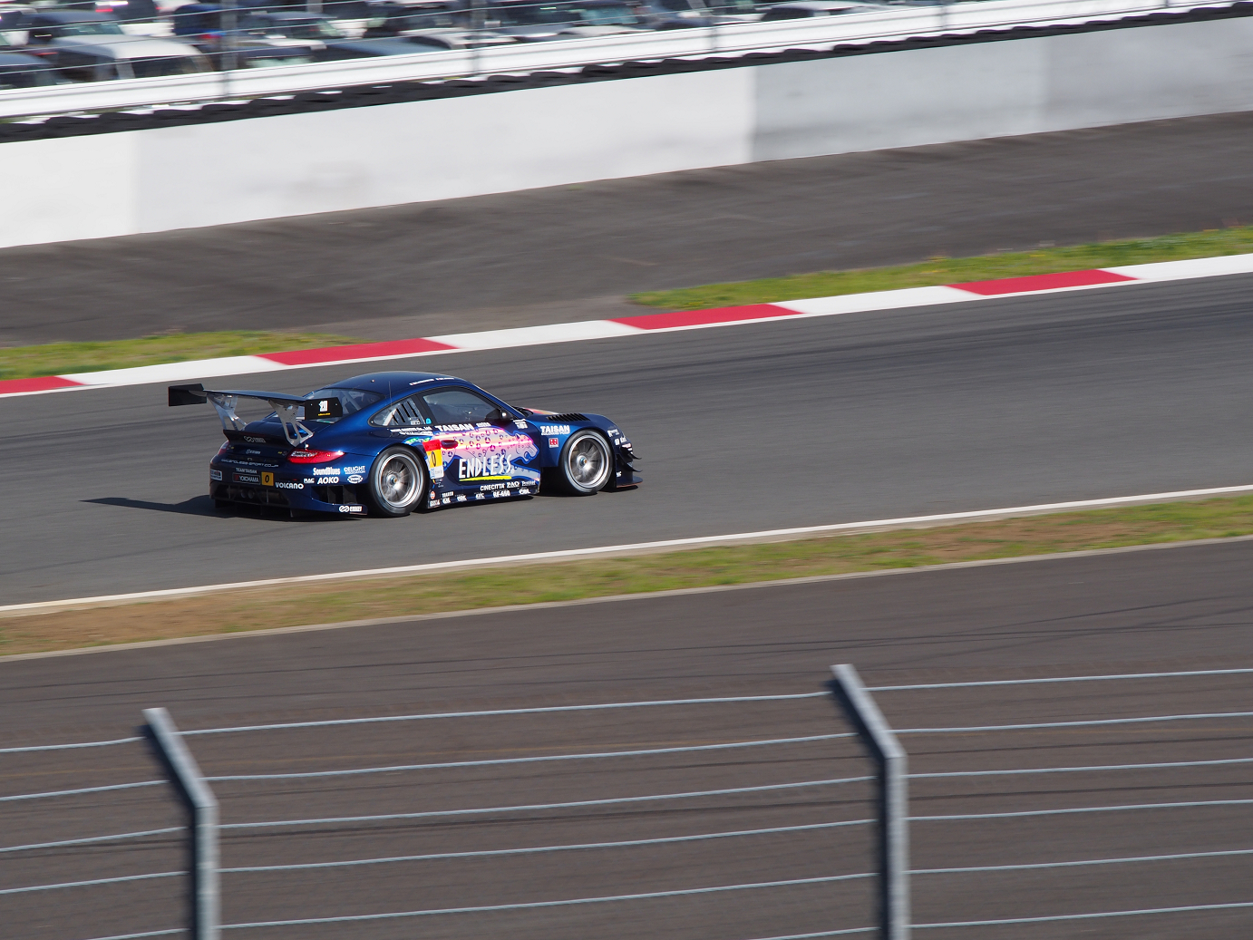 P428606.jpg