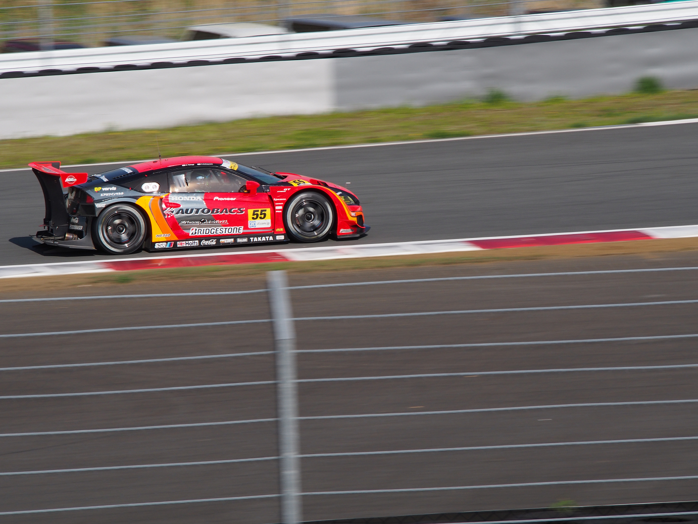 P428614.jpg