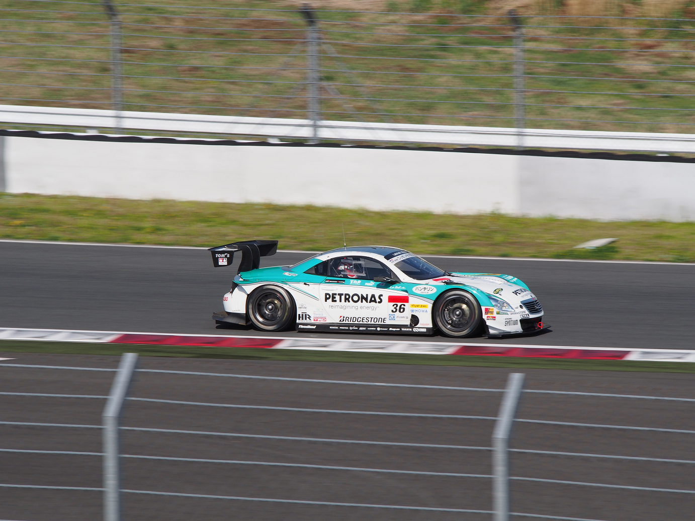 P428630.jpg