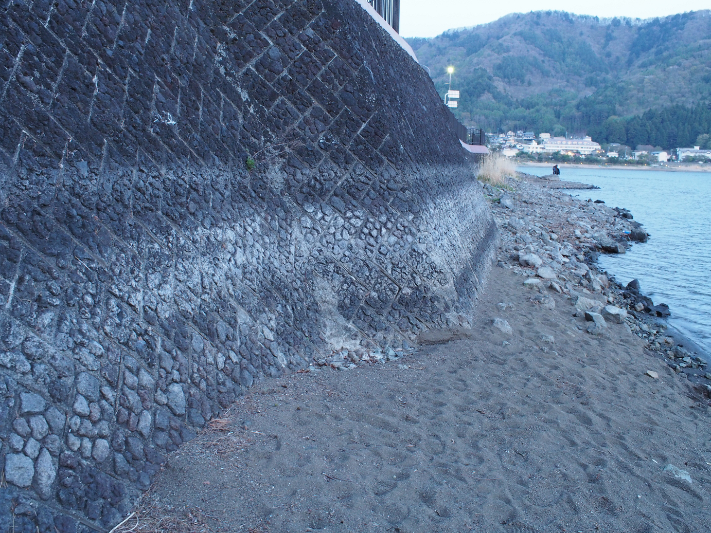 P428704.jpg