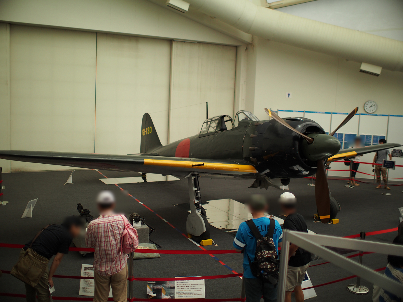 P82800100.jpg