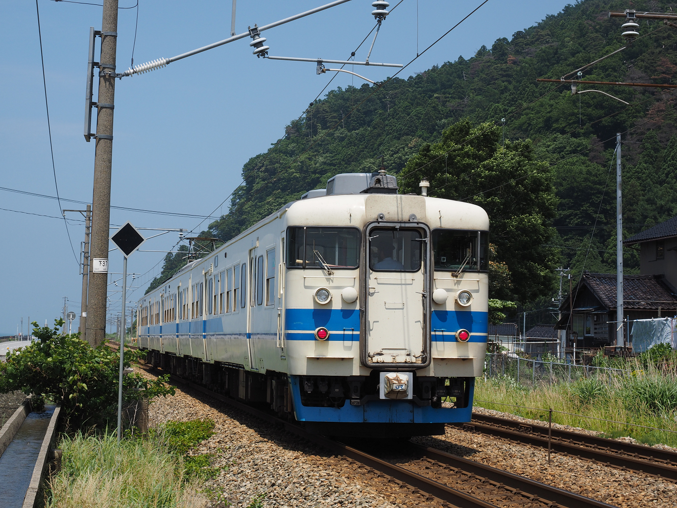 P61500439.jpg