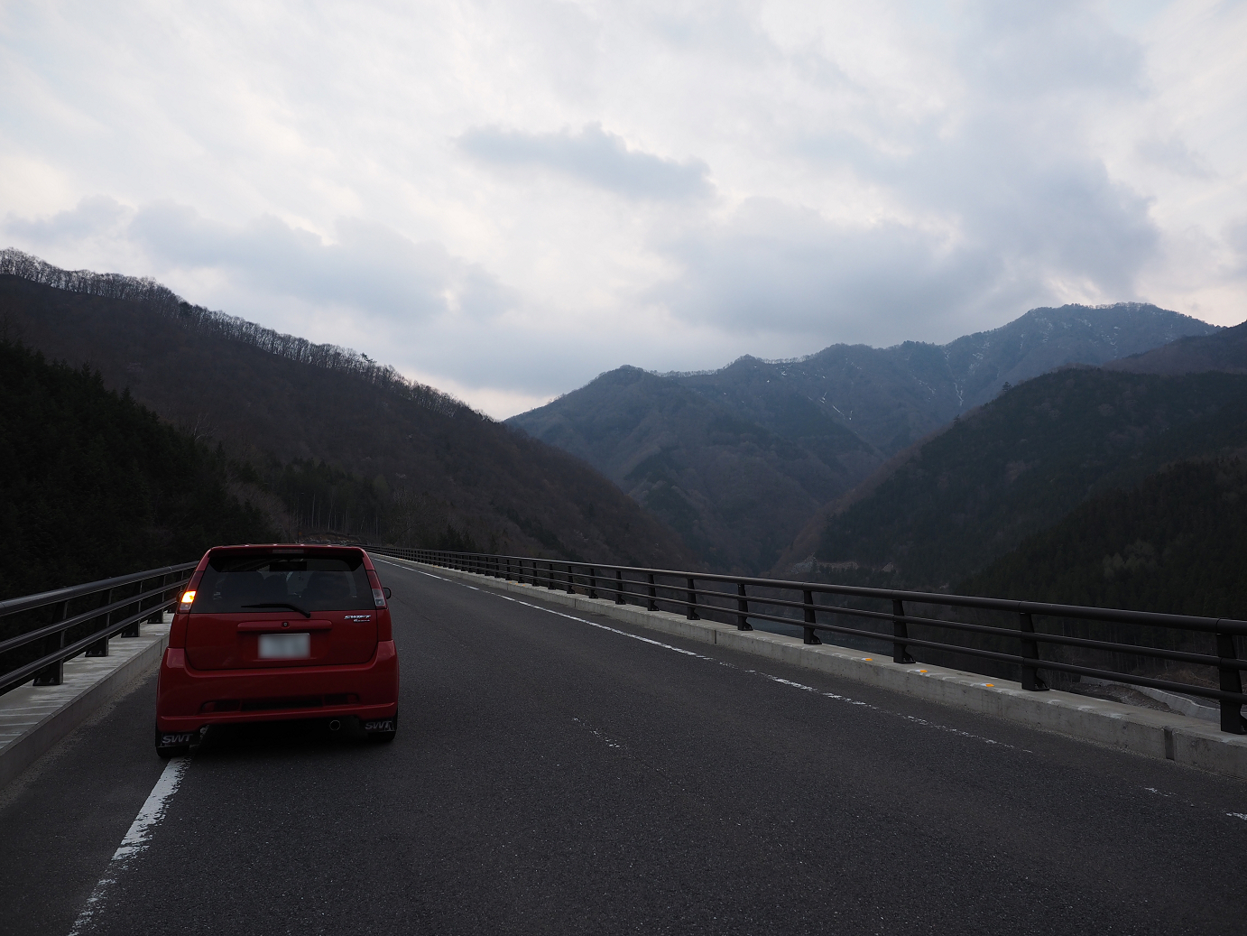 P4246892.jpg