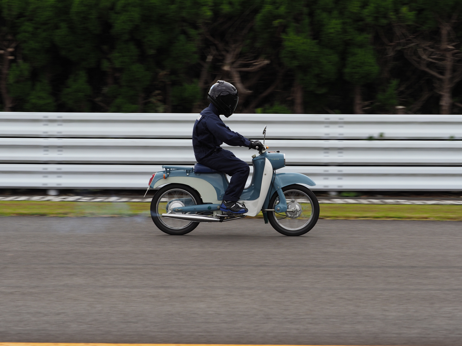 PB030076.jpg