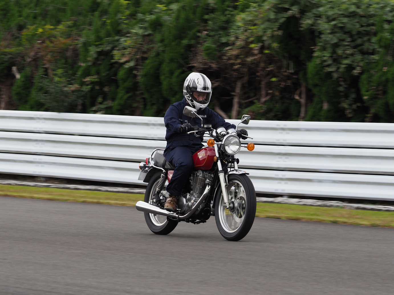 PB030377.jpg