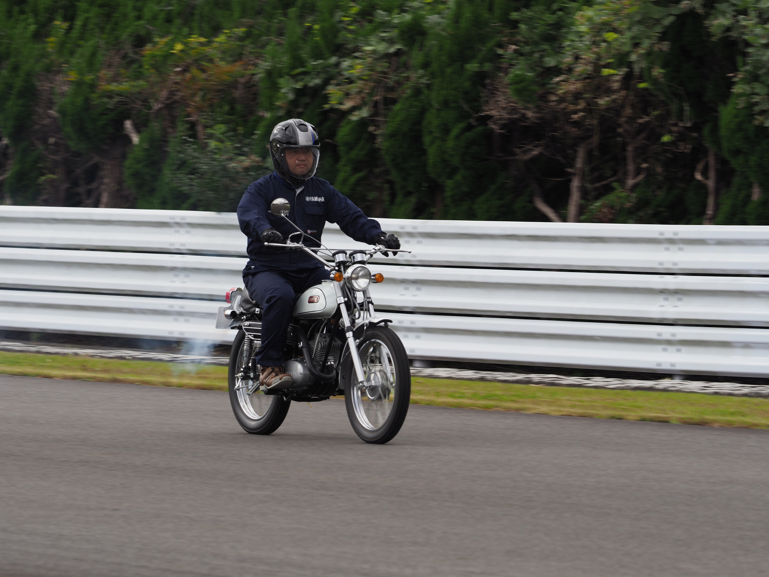 PB030599.jpg