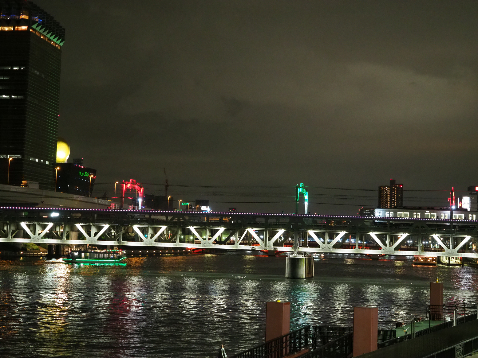 PB102374.jpg