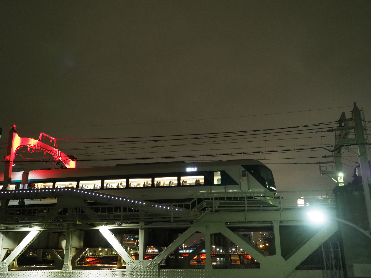 PB102394.jpg