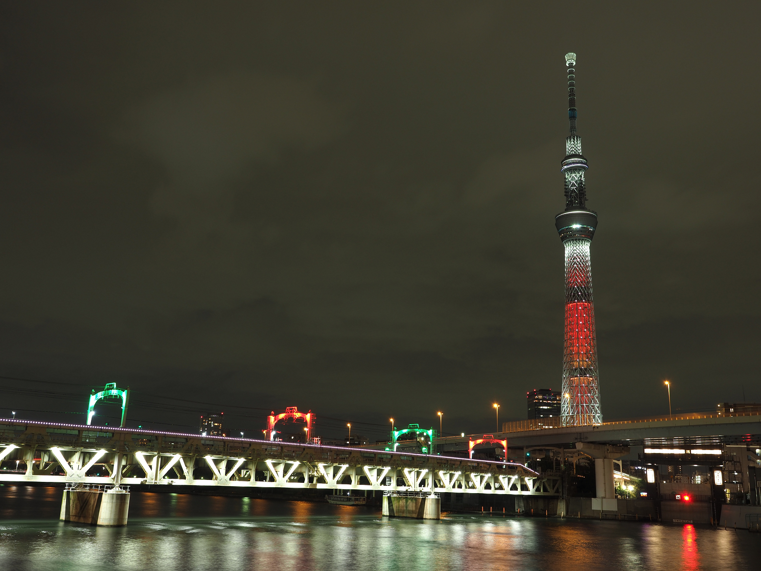 PB102410.jpg