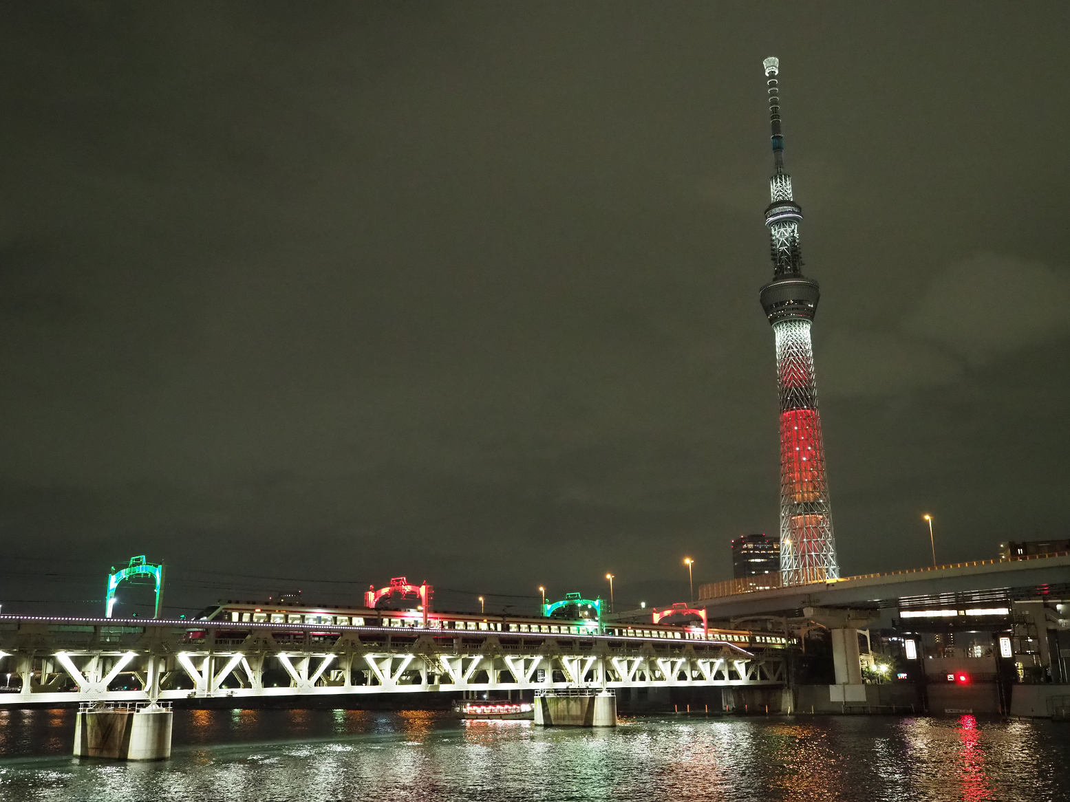 PB102435.jpg