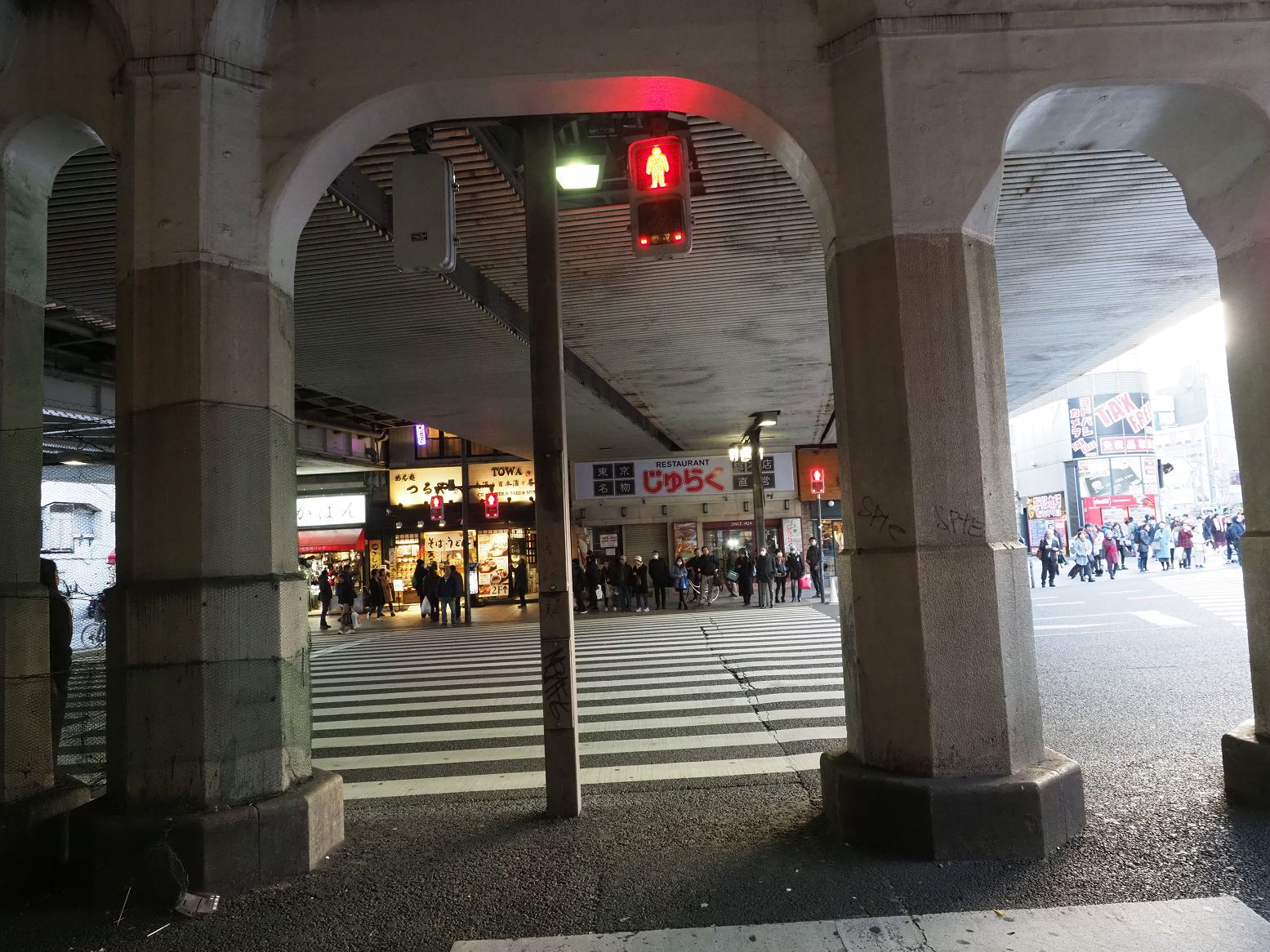 PC101196.jpg