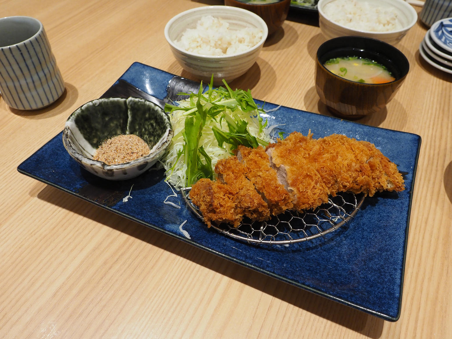 PC101202.jpg