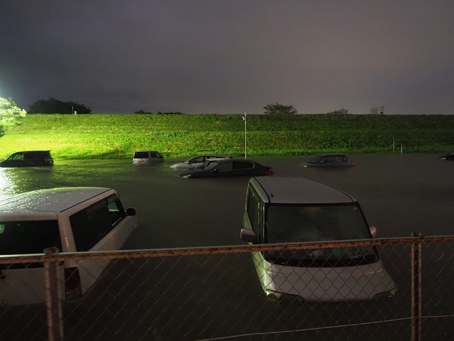 PA1213740073.jpg