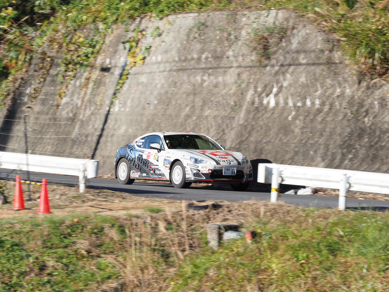 PB100688.jpg