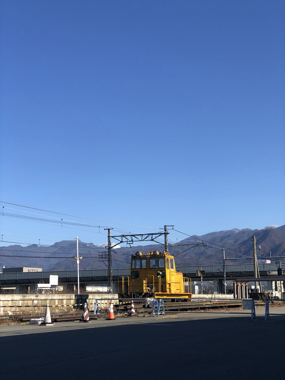 PB250349-00.jpg