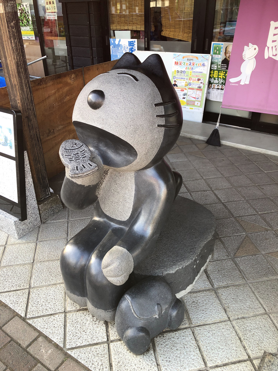 P8110121-127.jpg