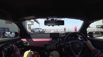 P4132288-04_thumb.png