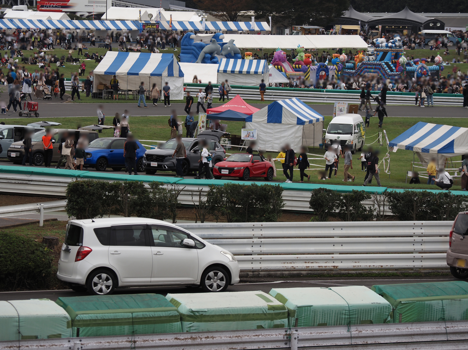 PA271877.jpg